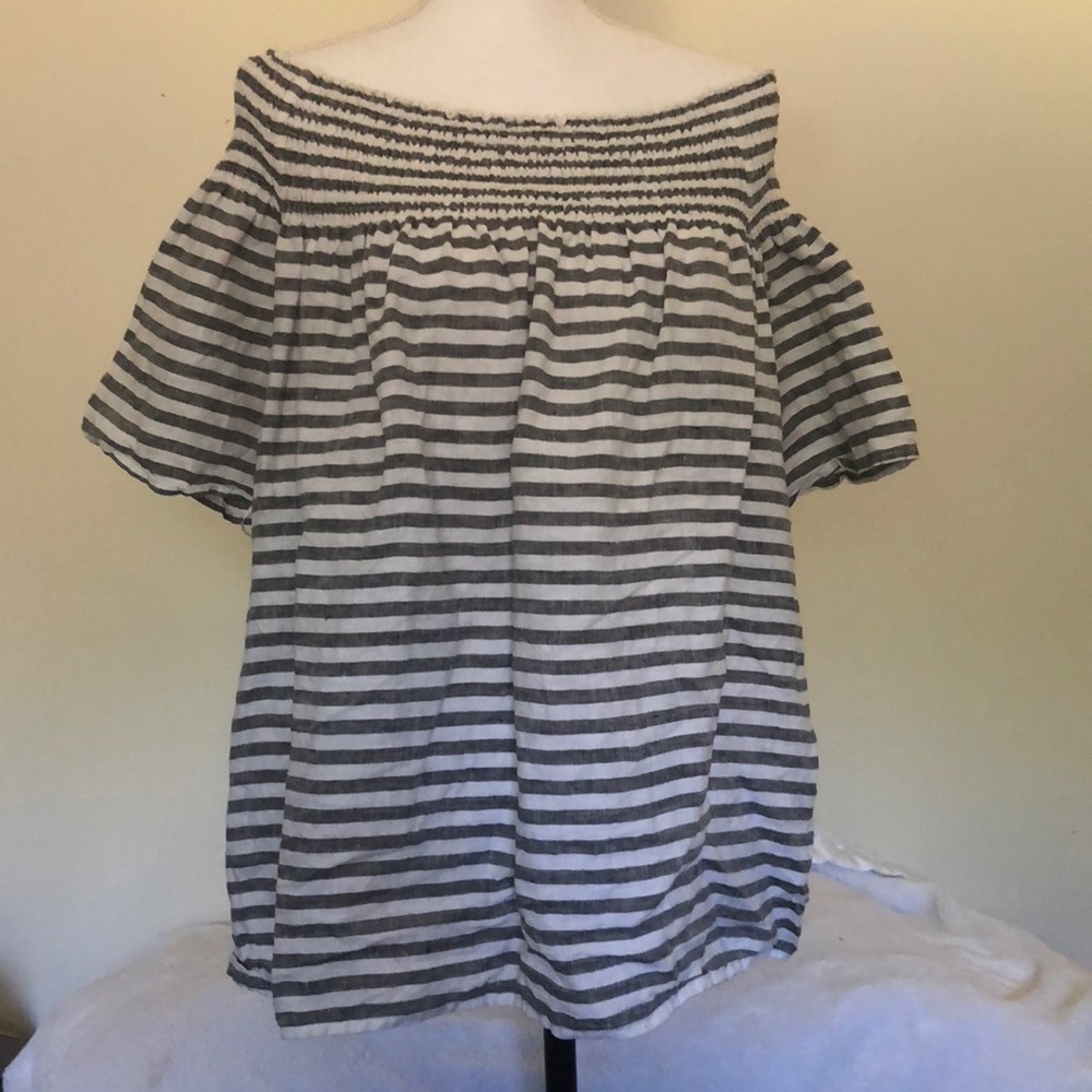 C&C Off the Shoulder Grey and White Top